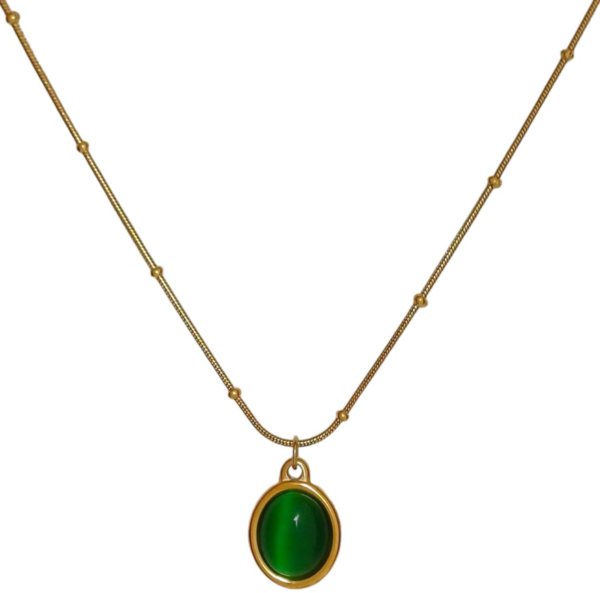 Green Oval Stone Necklace