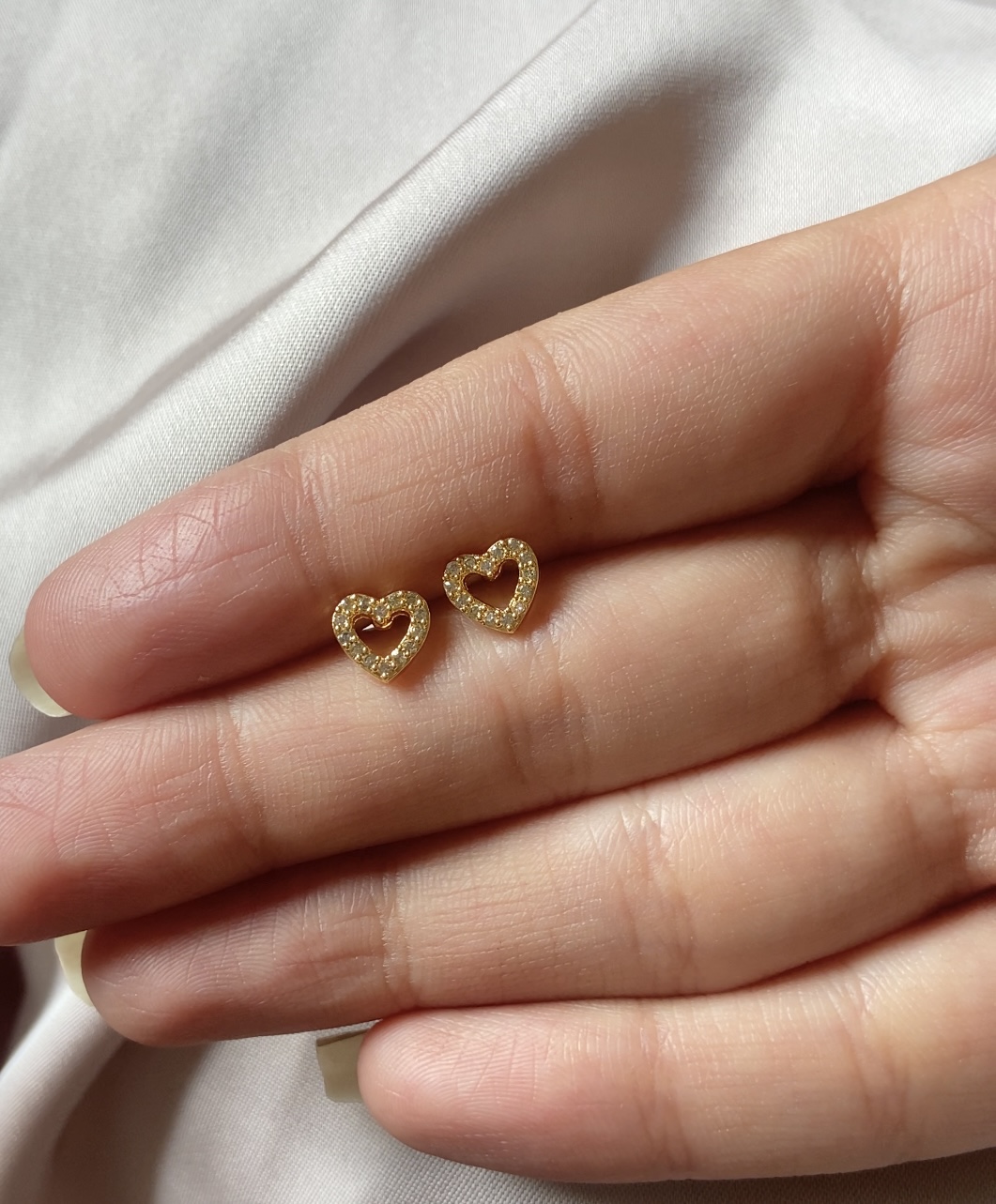 Heart Studs (Pair)