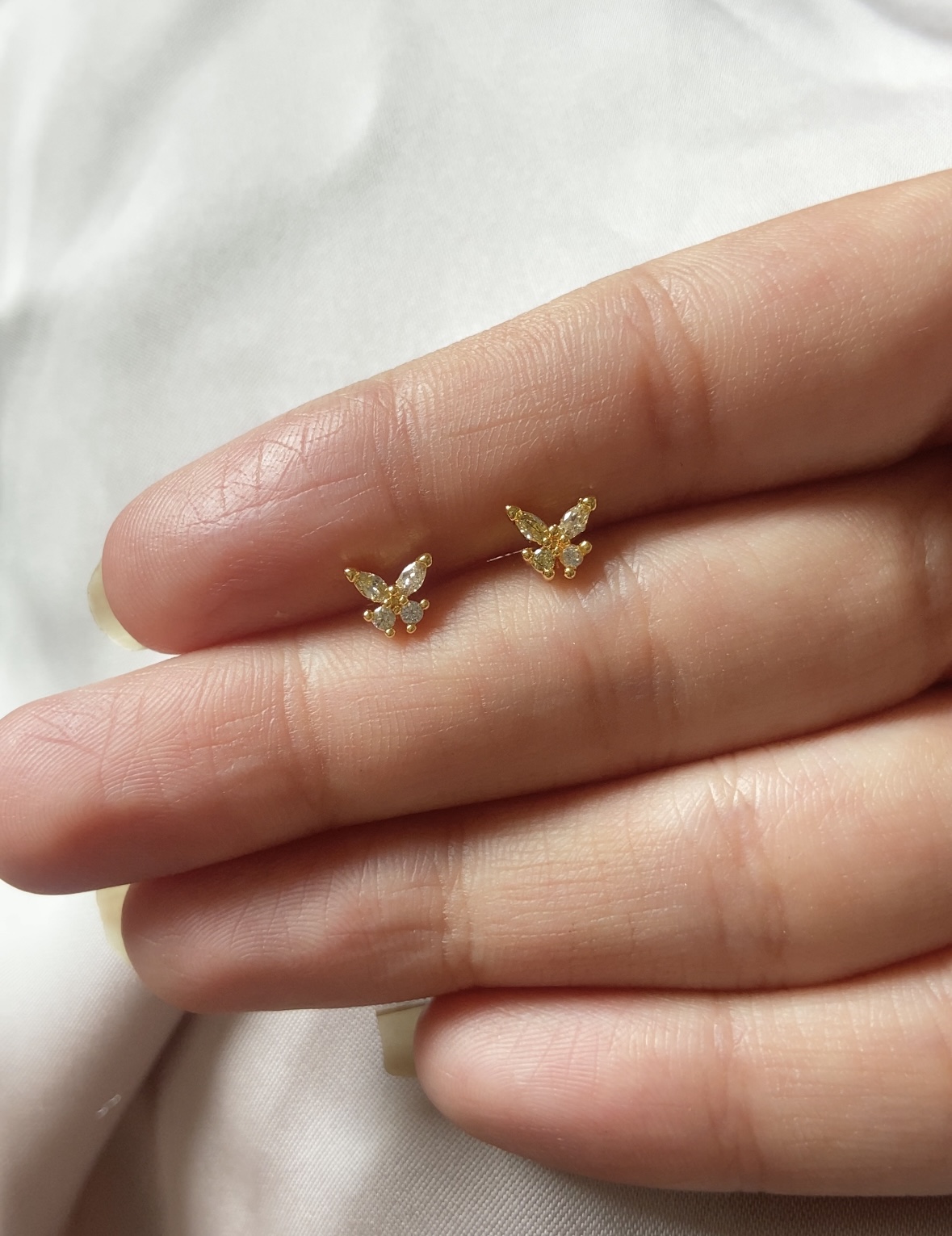 Luna Studs (Pair)