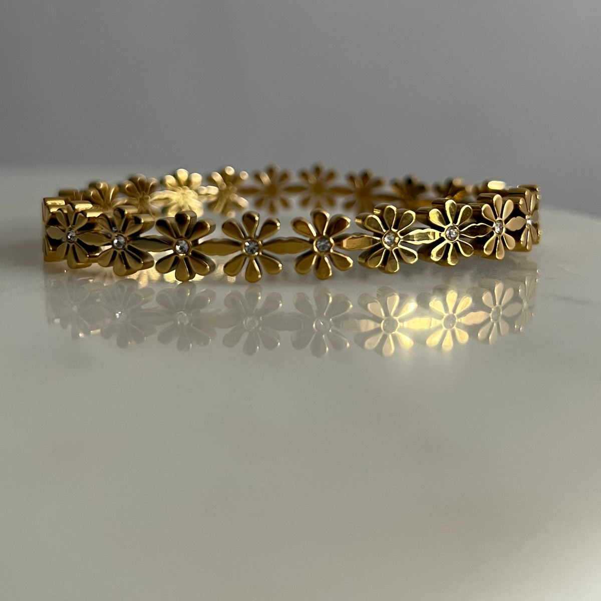 Iris Band