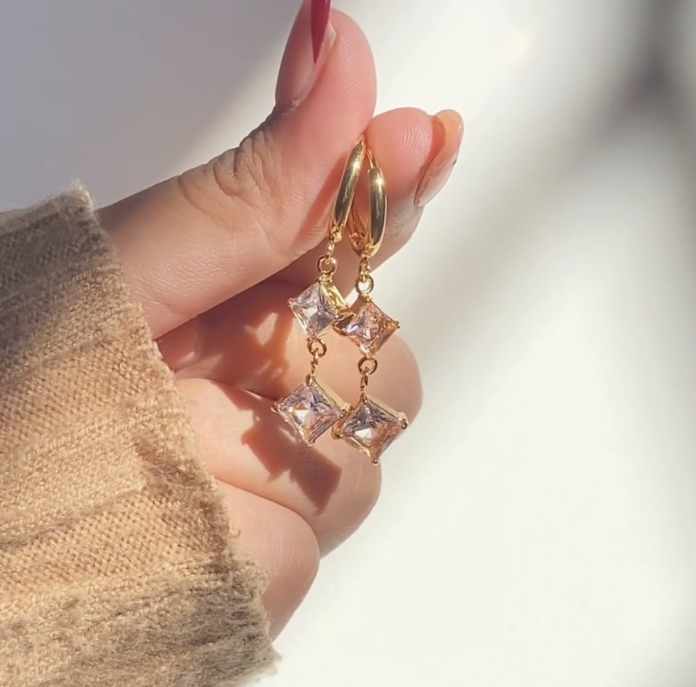 Amora Earrings