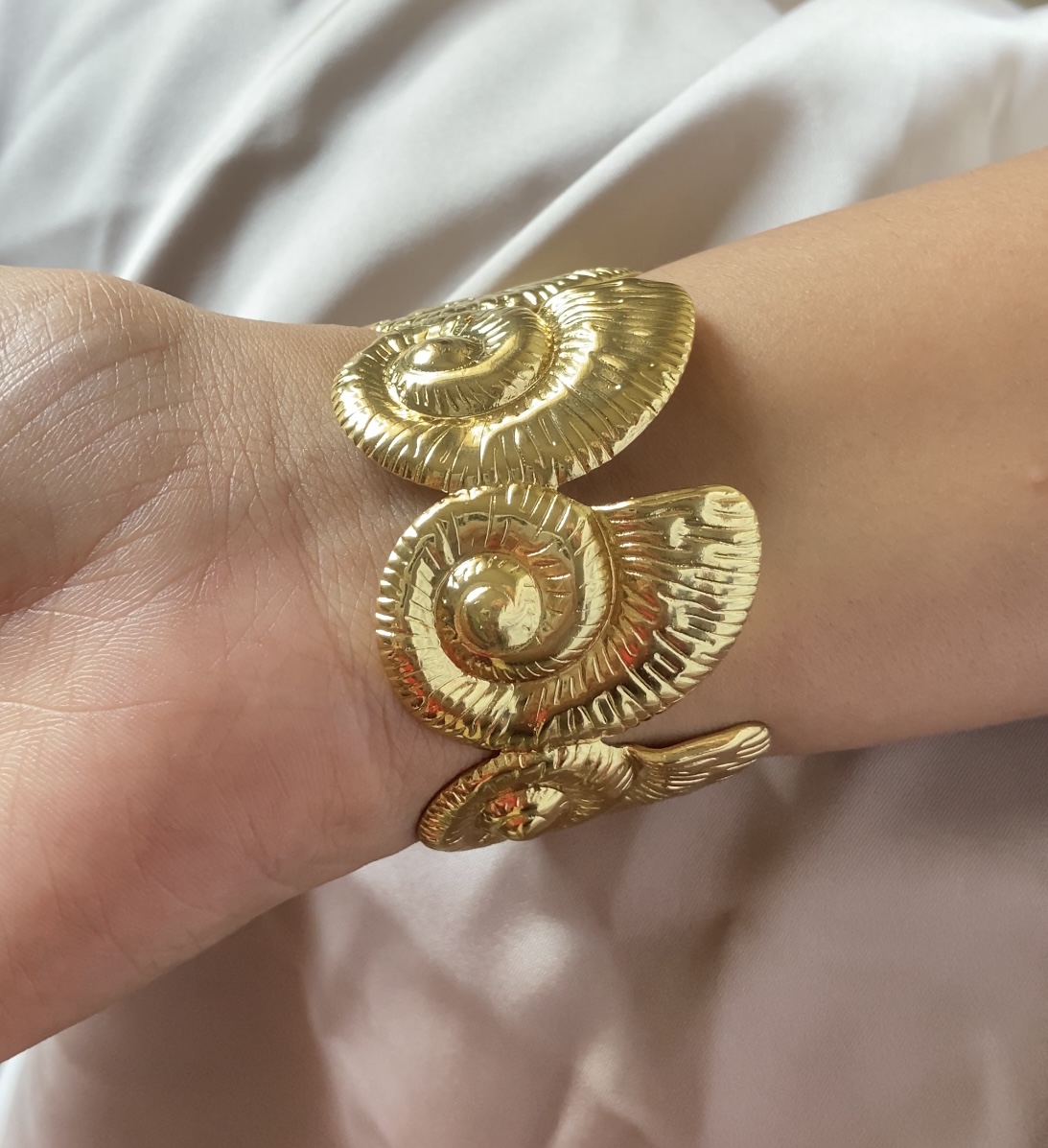 Marina cuff Bracelet (adjustable)