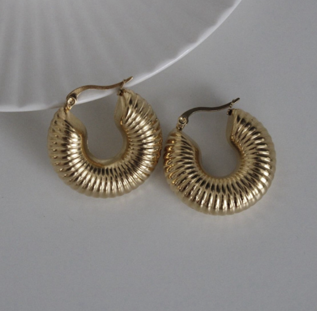 Sabrina Hoops