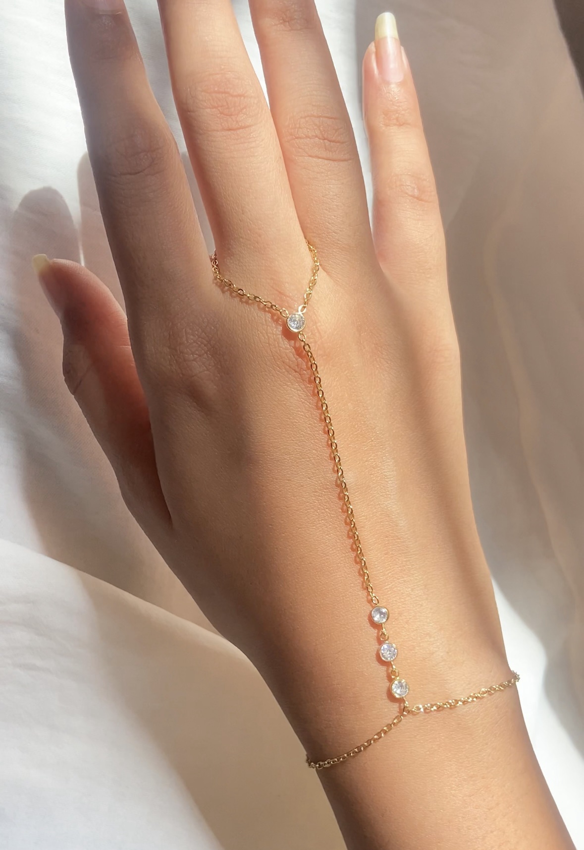 Serena Handchain
