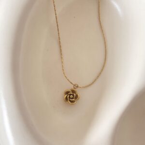 Rose Necklace
