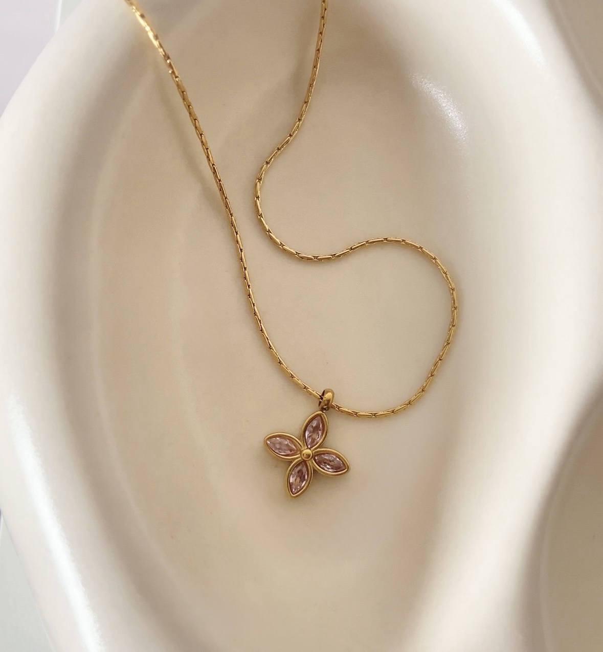 Pink Daisy Necklace