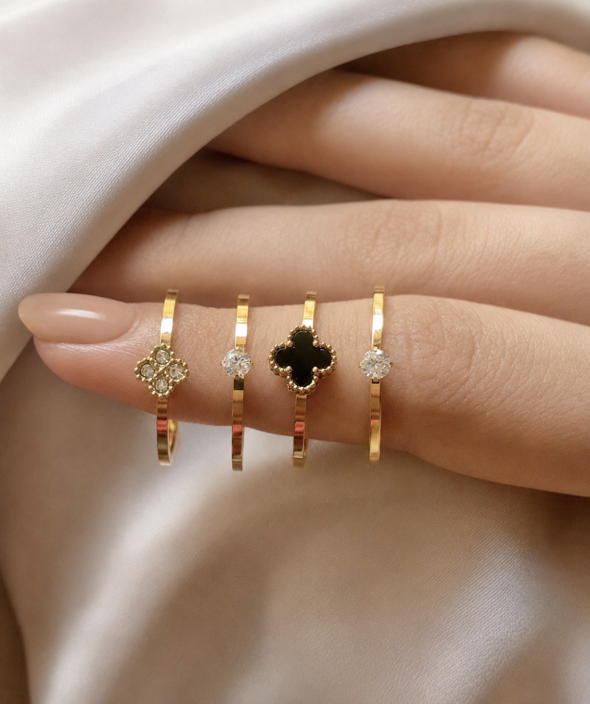 Carla Ring Set