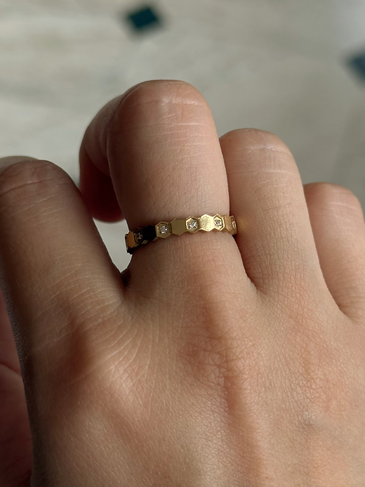 Leo Ring