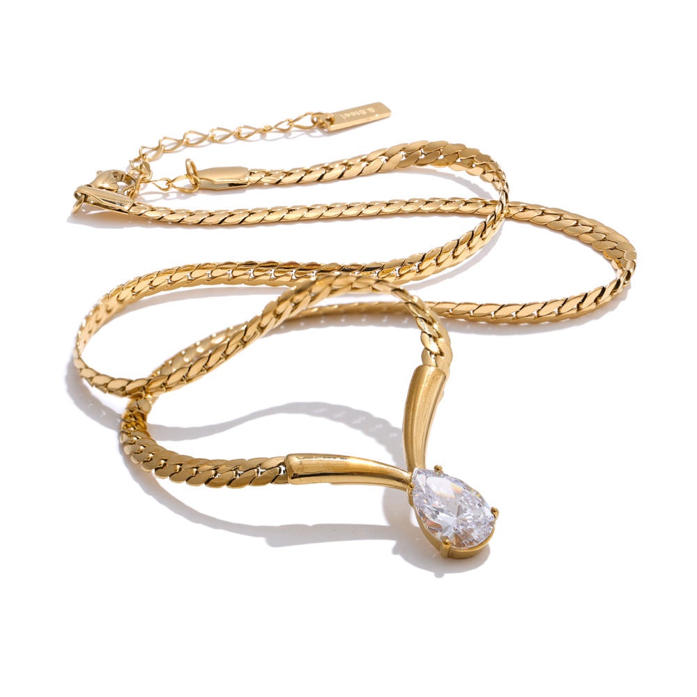 Mireya Necklace